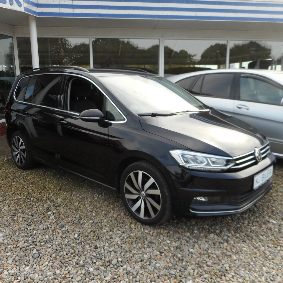 VW Touran 1,6 TDi 115 IQ.Drive DSG 7prs 5d