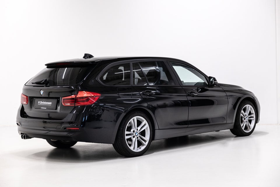 BMW 320d 2,0 Touring aut. 5d