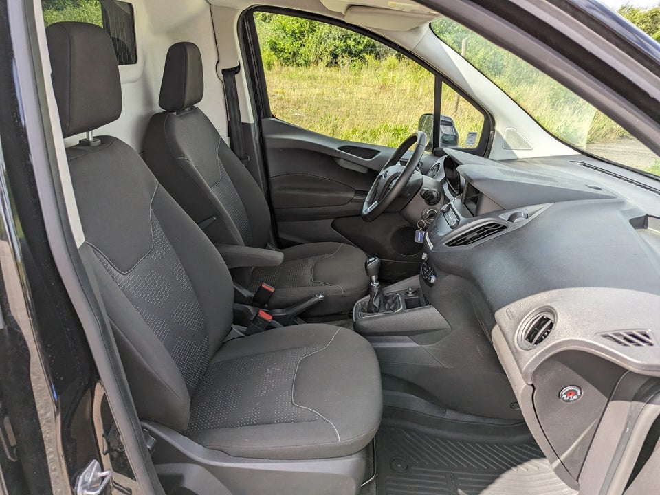 Ford Transit Courier 1,5 TDCi 75 Limited