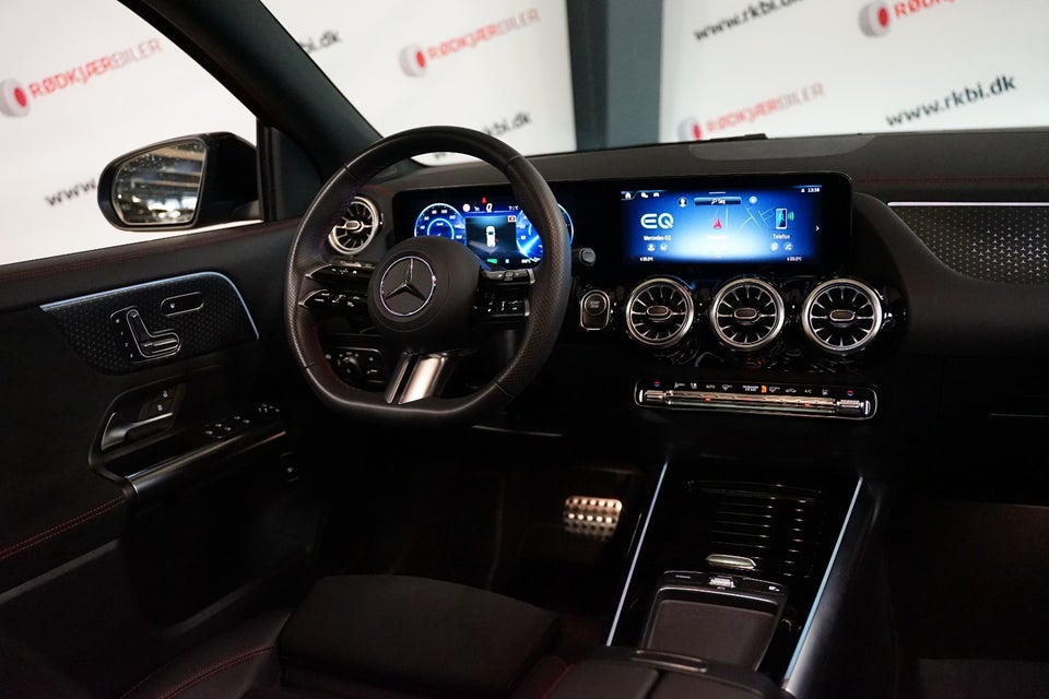 Mercedes EQA300 AMG Line 4Matic 5d