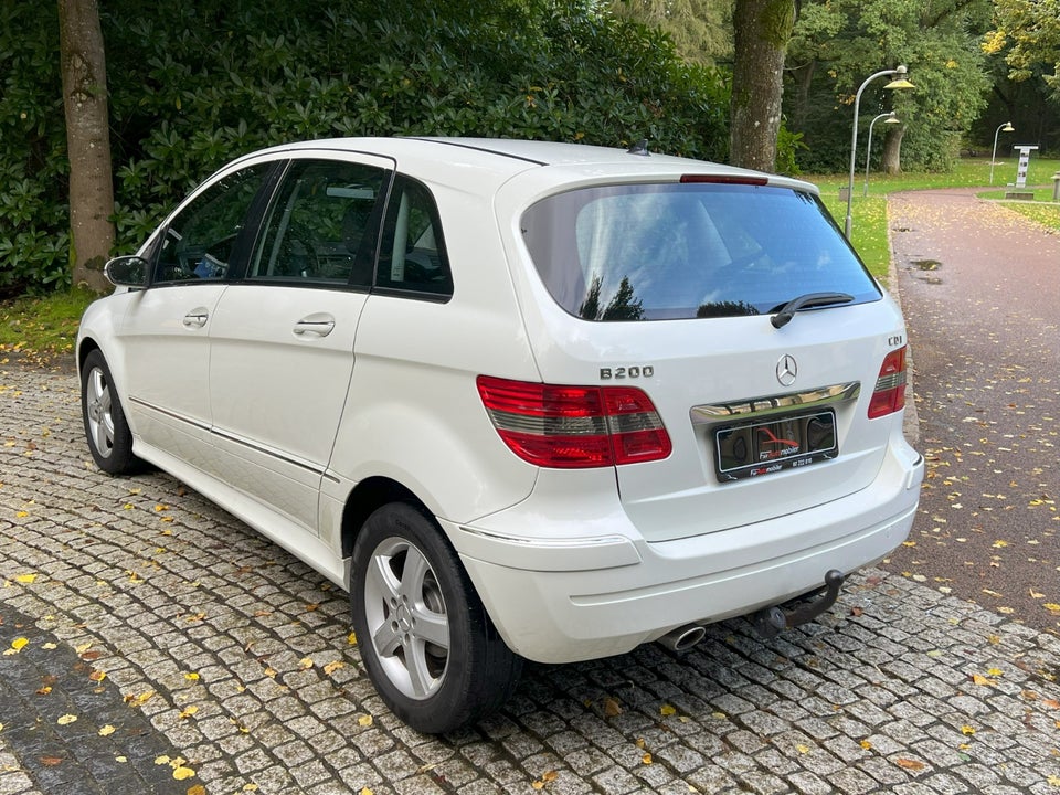 Mercedes B200 2,0 CDi 5d