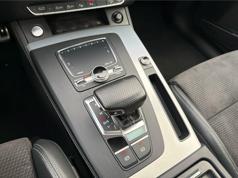 Audi Q5 2,0 TFSi 180 quattro 5d