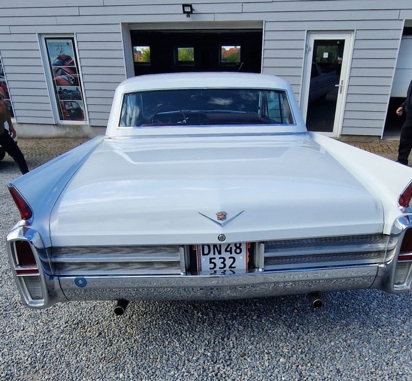 Cadillac Coupé DeVille 7,0 aut. 2d