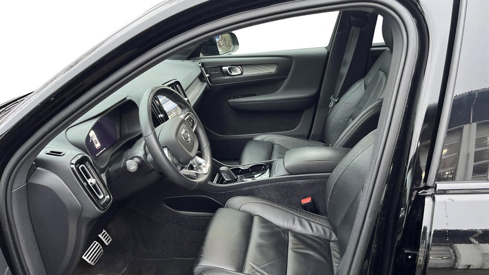 Volvo XC40 P8 ReCharge Twin Pro 5d