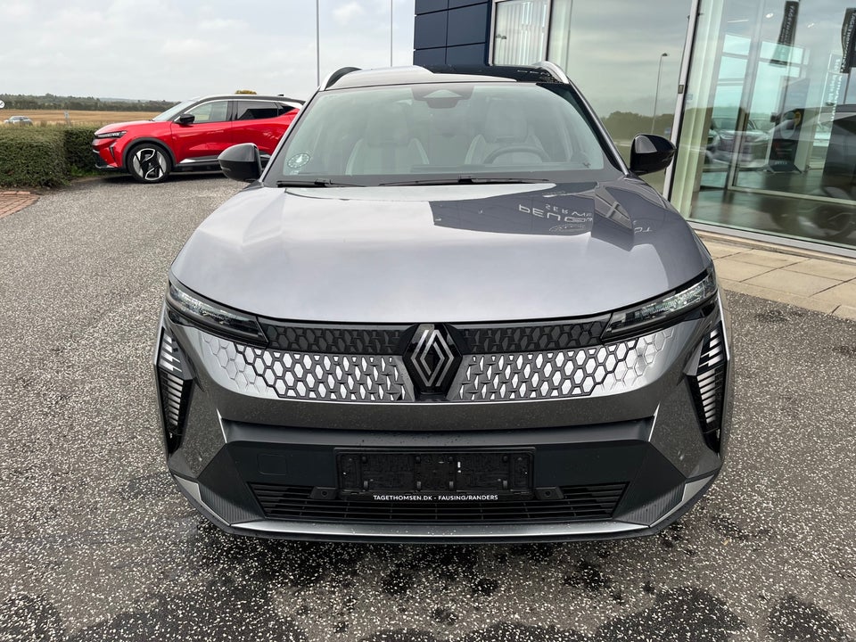 Renault Scenic E-Tech 87 Iconic 5d
