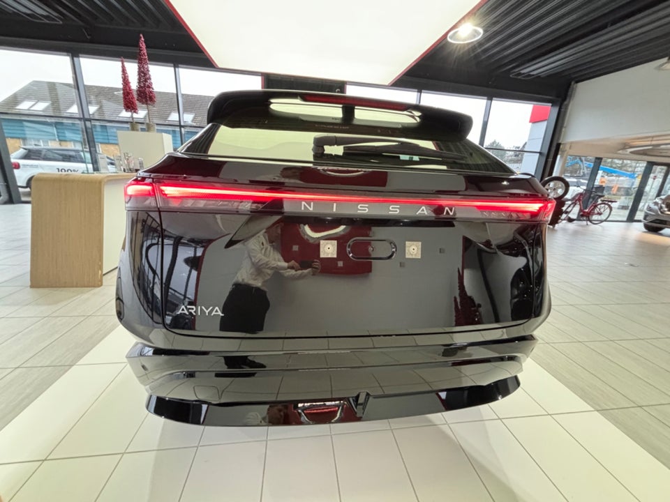 Nissan Ariya 63 Engage 5d