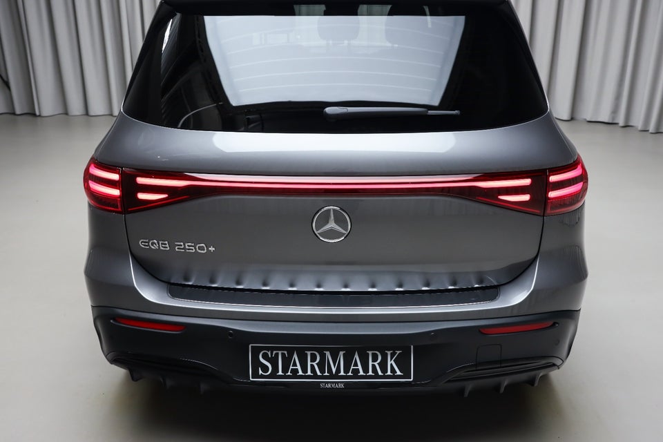 Mercedes EQB250+ AMG Premium 5d