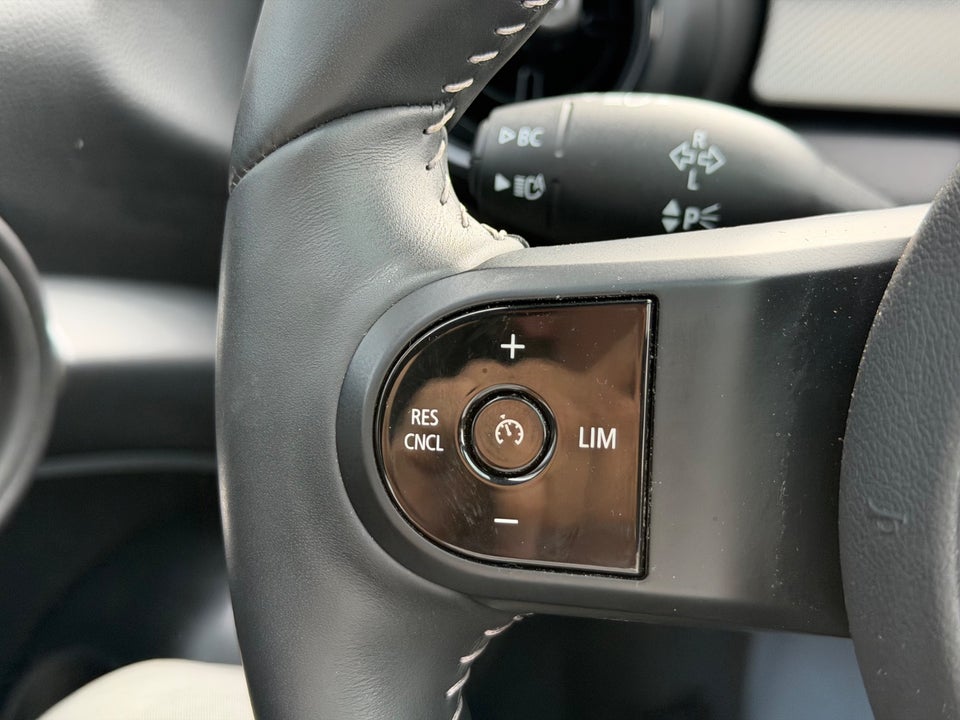 MINI Cooper SE Maximise 3d