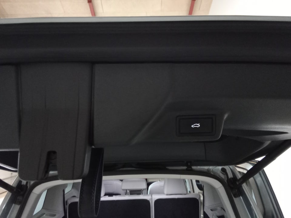 VW ID.Buzz 77 Style 75 Years Edition SWB 5d