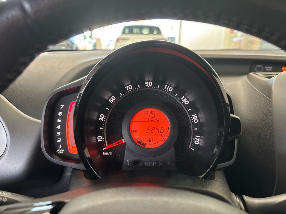 Toyota Aygo 1,0 VVT-i x-pression 5d