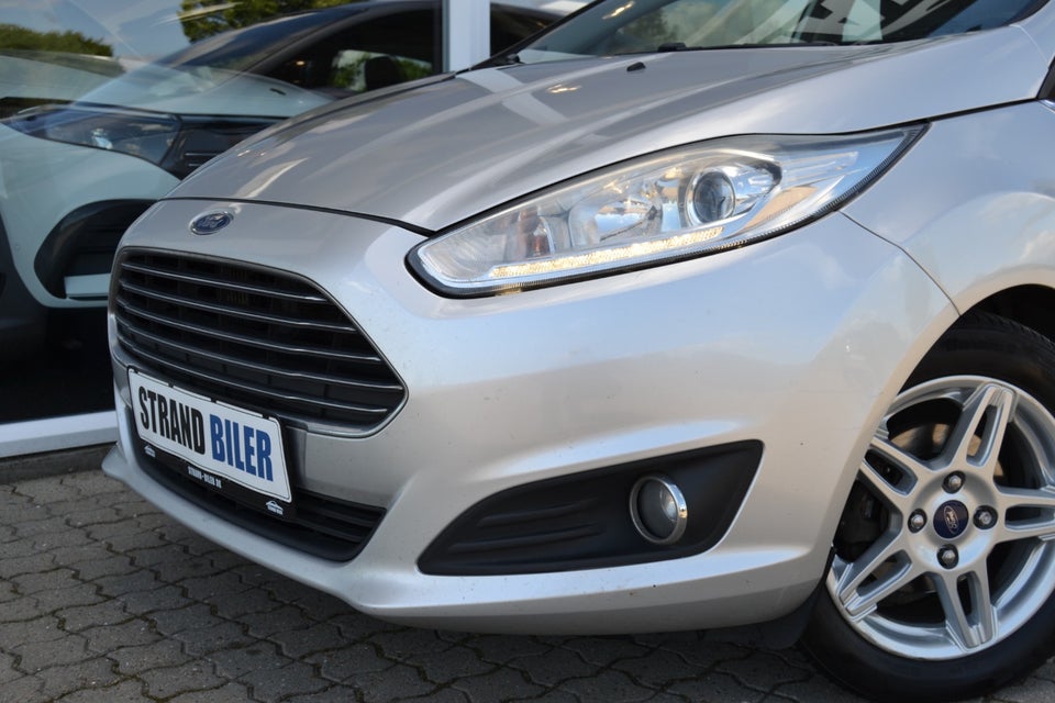 Ford Fiesta 1,6 TDCi 95 Titanium 5d