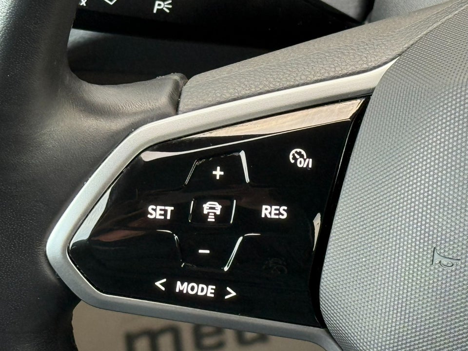 VW ID.4 77 Pro Performance 75 Years Edition 5d