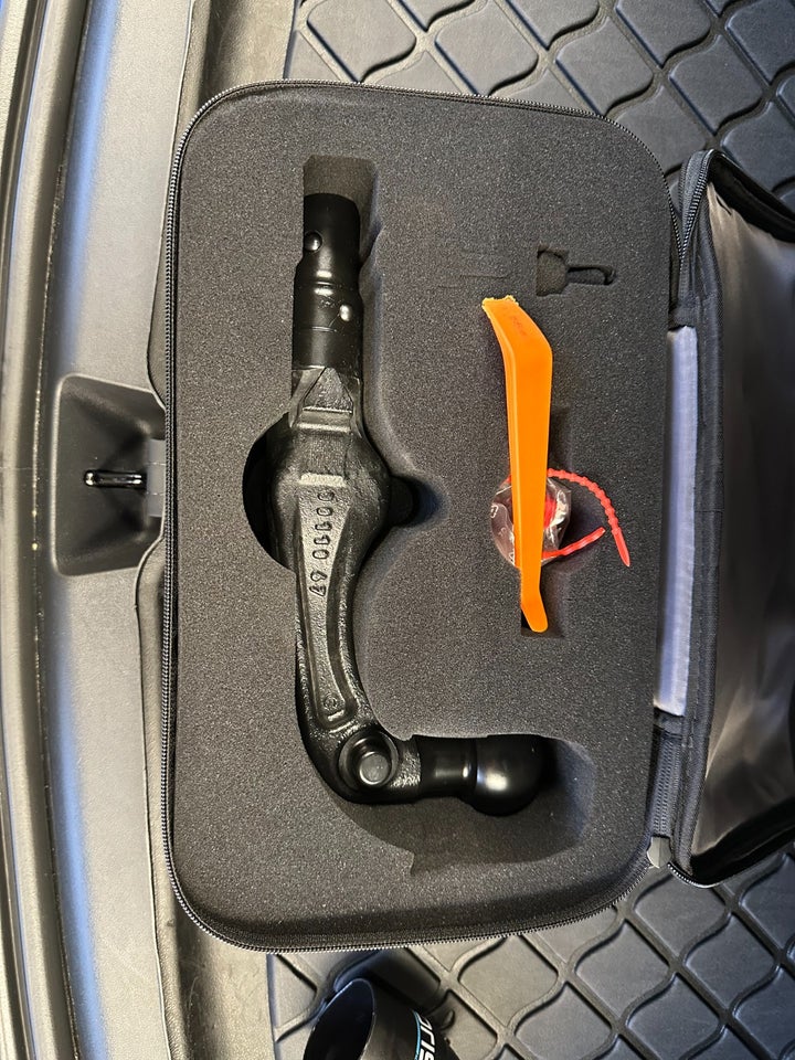 Tesla Model Y RWD 5d