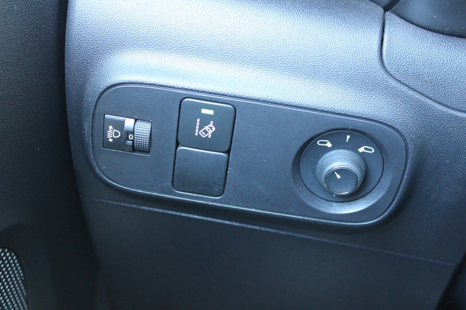 Citroën C3 1,5 BlueHDi 100 Attaque 5d
