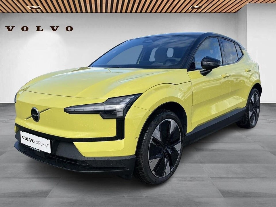 Volvo EX30 Extended Range Ultra 5d
