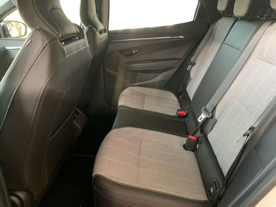 Renault Megane E-Tech 60 Techno+ 5d