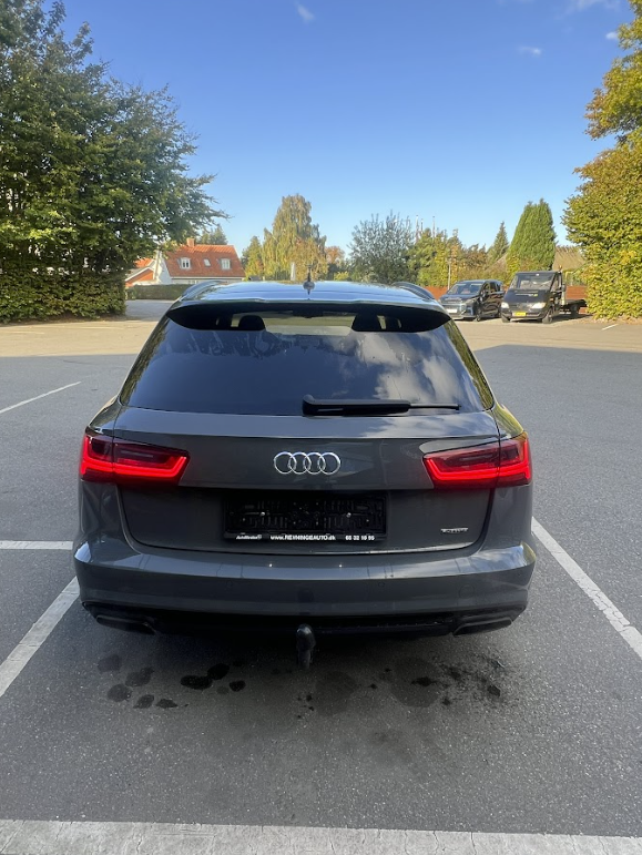 Audi A6 3,0 TDi 326 S-line Avant quattro Tiptr. 5d