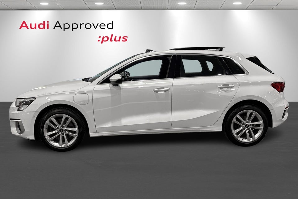 Audi A3 40 TFSi e Prestige Sportback S-tr. 5d