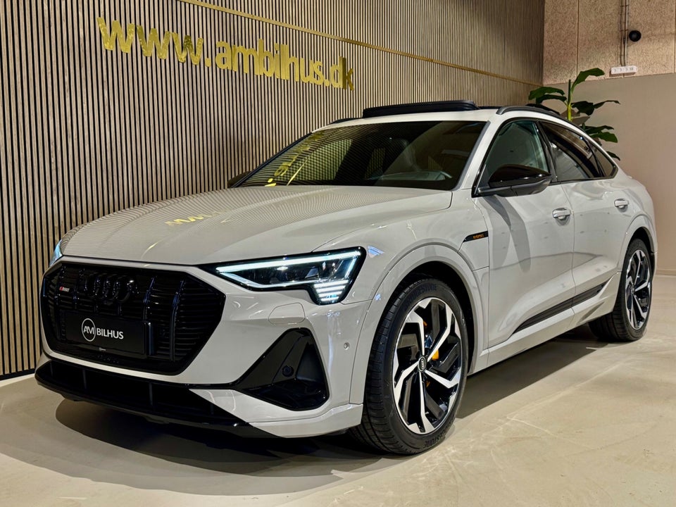 Audi e-tron 55 S-line Sportback quattro 5d