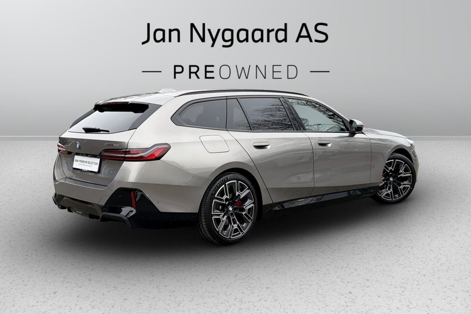 BMW i5 eDrive40 Touring Supercharged 5d