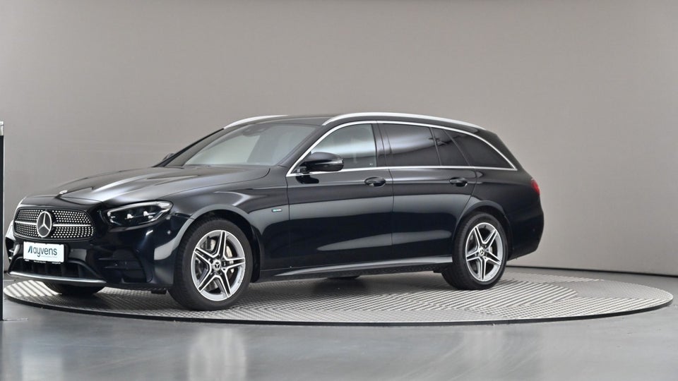 Mercedes E300 e 2,0 AMG Line stc. aut. 5d