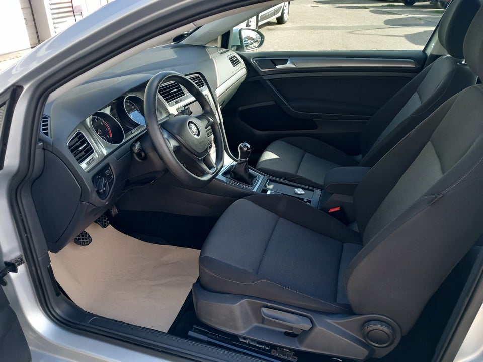 VW Golf VII 1,2 TSi 105 Trendline BMT 3d