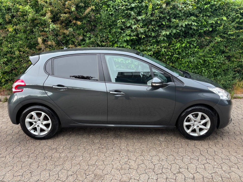 Peugeot 208 1,2 e-VTi 82 Excite ESG 5d