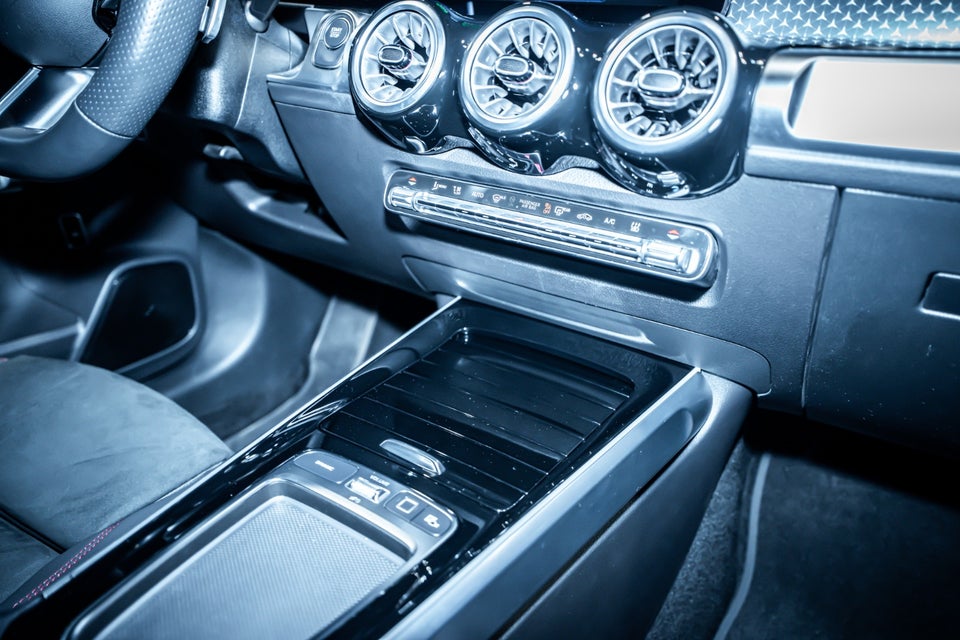 Mercedes EQB350 AMG Advance Plus 4Matic 5d