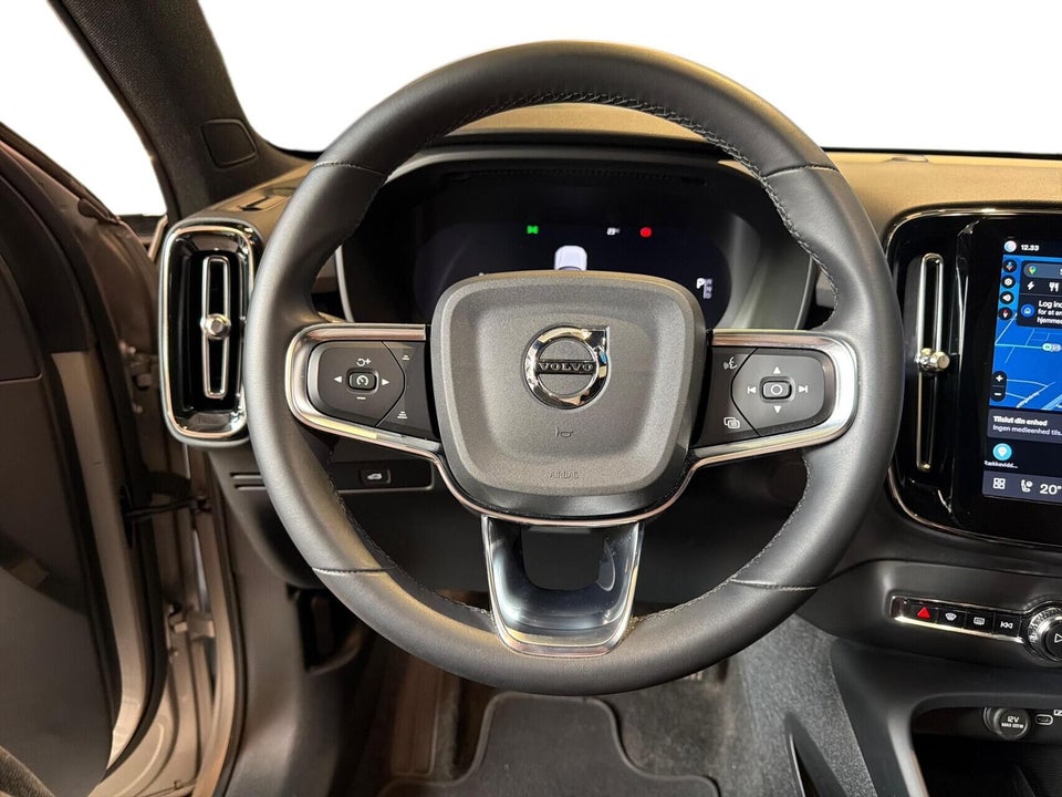 Volvo XC40 P6 ReCharge Plus 5d