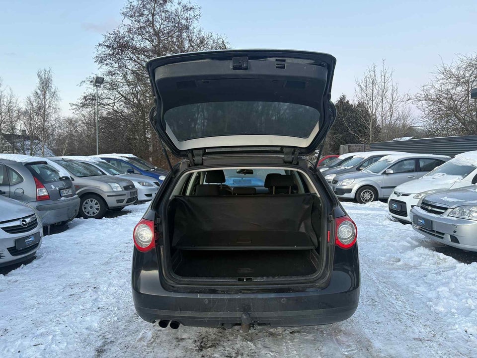 VW Passat 2,0 FSi Comfortline 4d