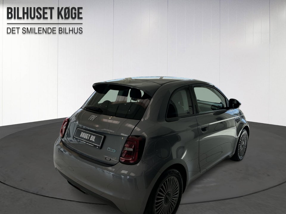 Fiat 500e 42 Icon 3d