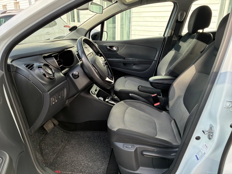 Renault Captur 1,2 TCe 120 Expression EDC 5d