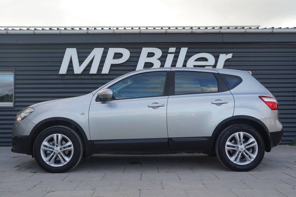 Nissan Qashqai 2,0 dCi Tekna 5d