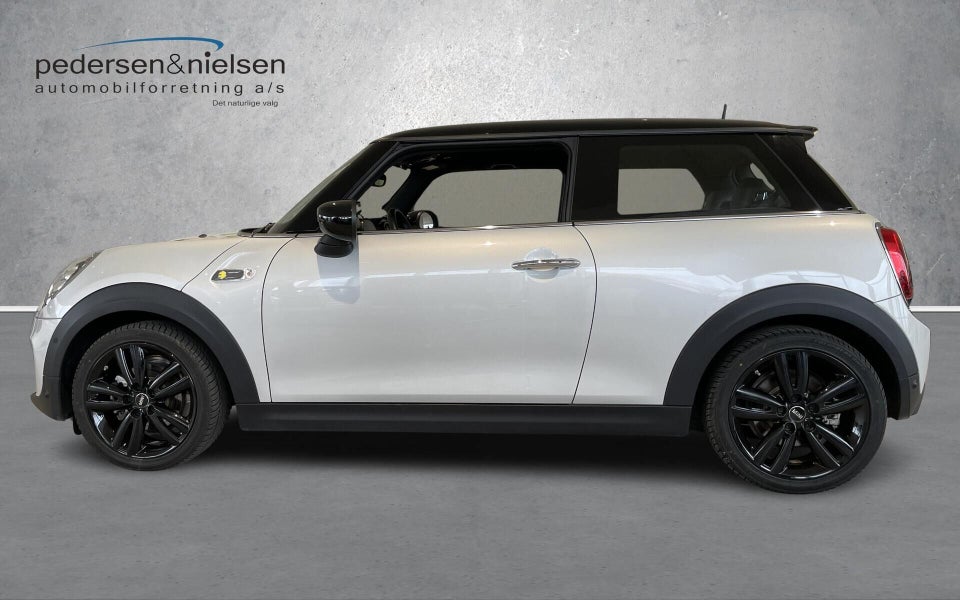 MINI Cooper SE Trim L 3d