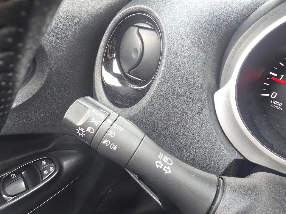 Nissan Juke 1,2 Dig-T 115 N-Connecta 5d