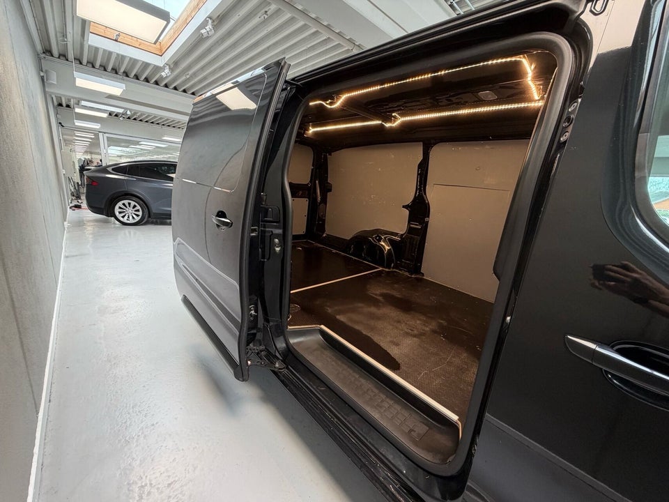 Peugeot Expert 2,0 BlueHDi 180 L3 Ultimate EAT6 Van