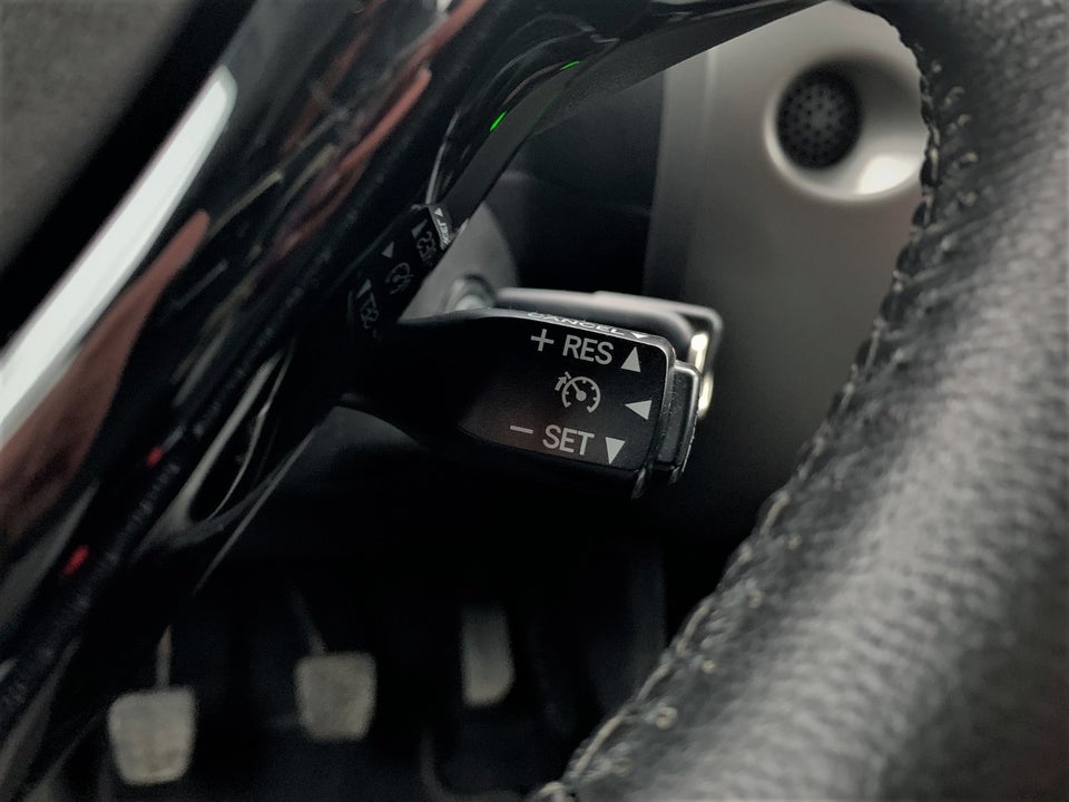 Toyota Aygo 1,0 VVT-i x-touch 5d