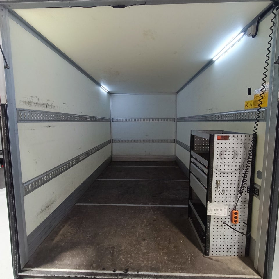 Iveco Daily 3,0 35S18 4100mm Lad AG8