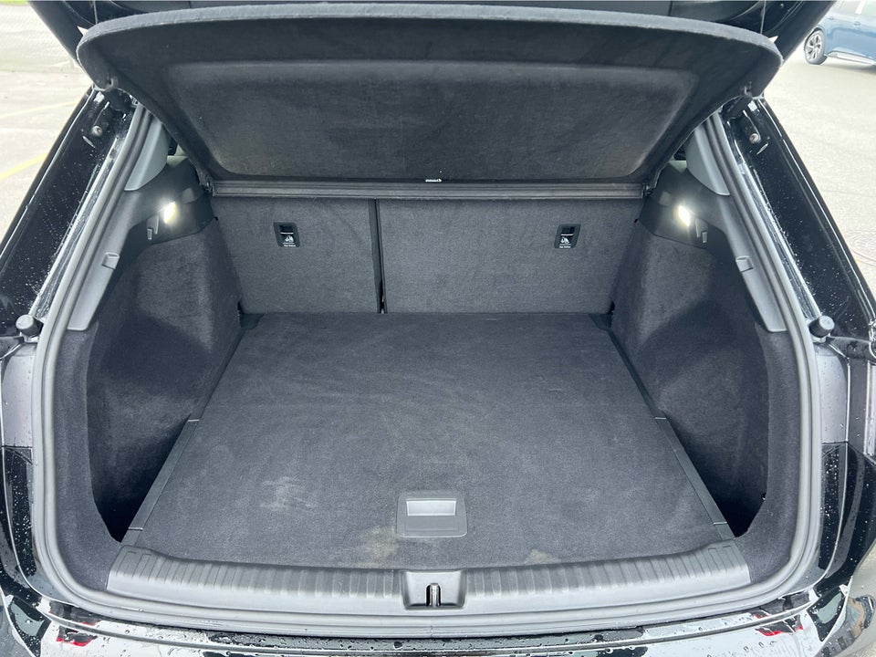 Audi Q4 e-tron 40  5d