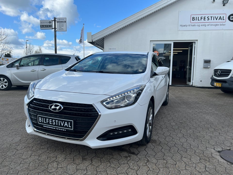 Hyundai i40 1,7 CRDi 115 Premium 4d