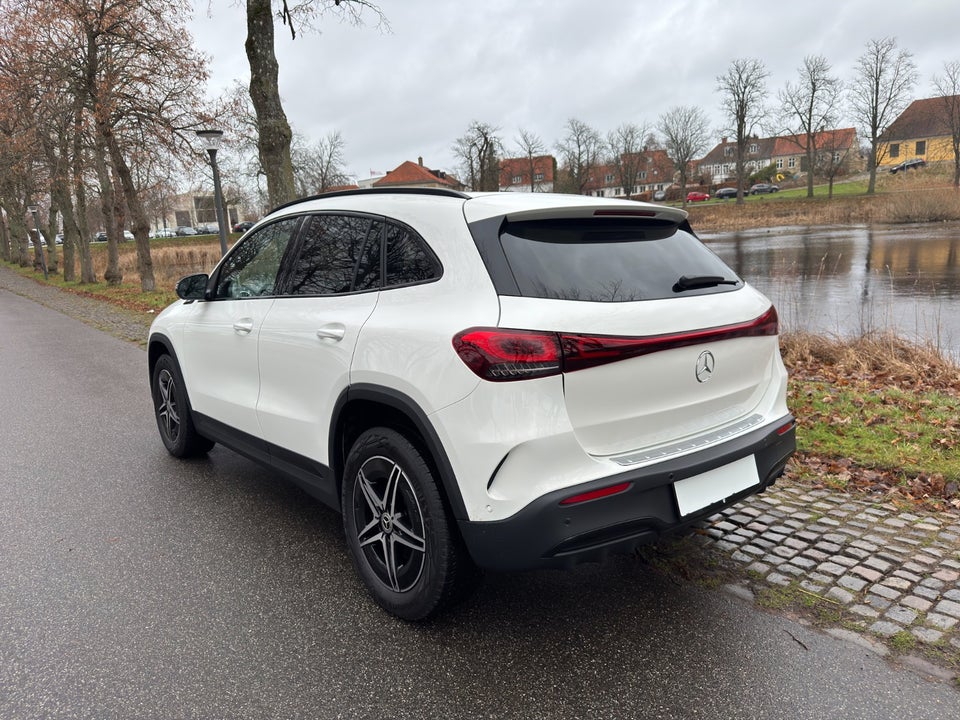 Mercedes EQA250 AMG Line 5d