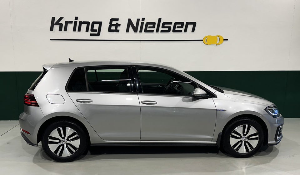 VW Golf VII 1,4 GTE DSG 5d