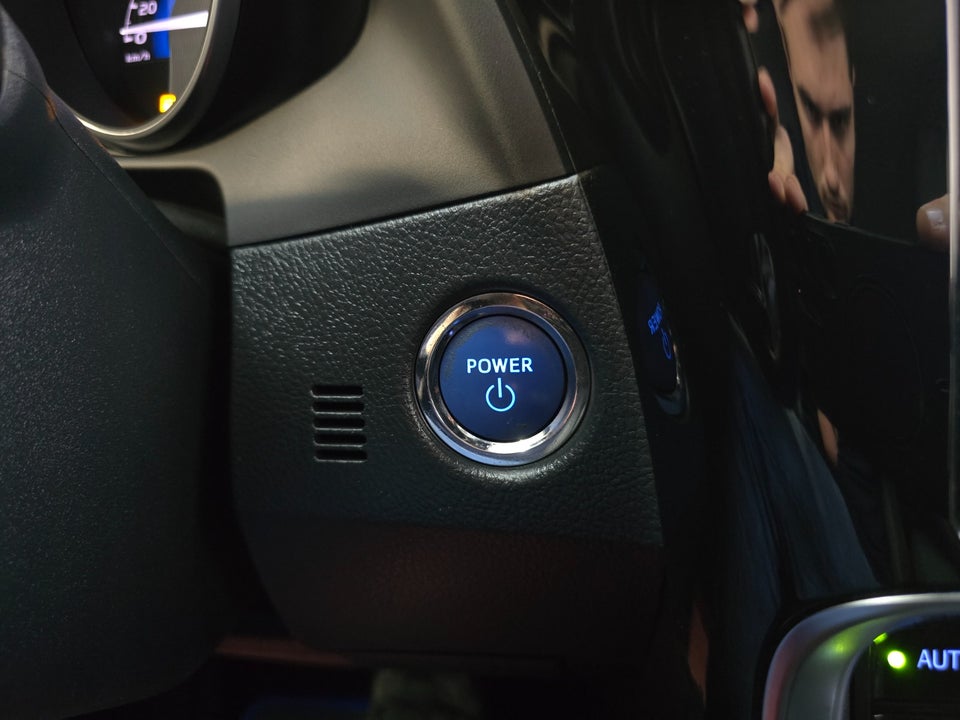 Toyota Auris 1,8 Hybrid H2 Touring Sports CVT 5d