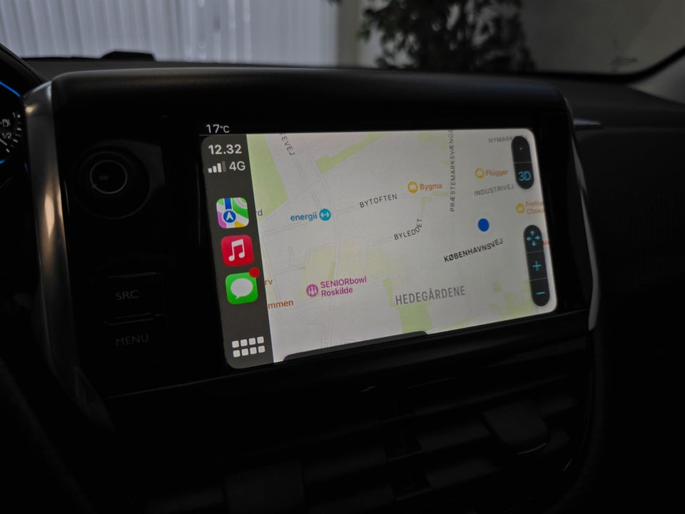 Peugeot 2008 1,2 e-THP 110 Desire Sky 5d