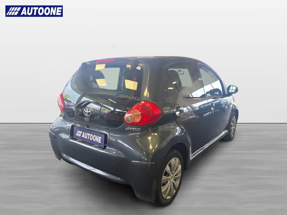 Toyota Aygo 1,0 Plus 5d