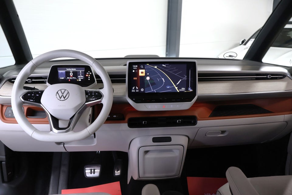 VW ID.Buzz 77 Pro SWB 5d