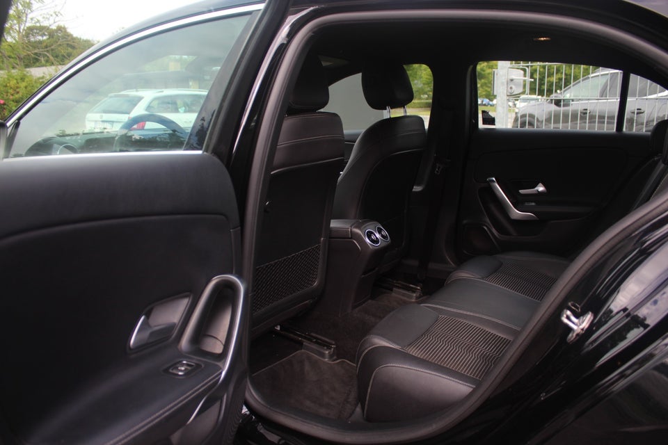 Mercedes A200 1,3 Progressive Line aut. 5d