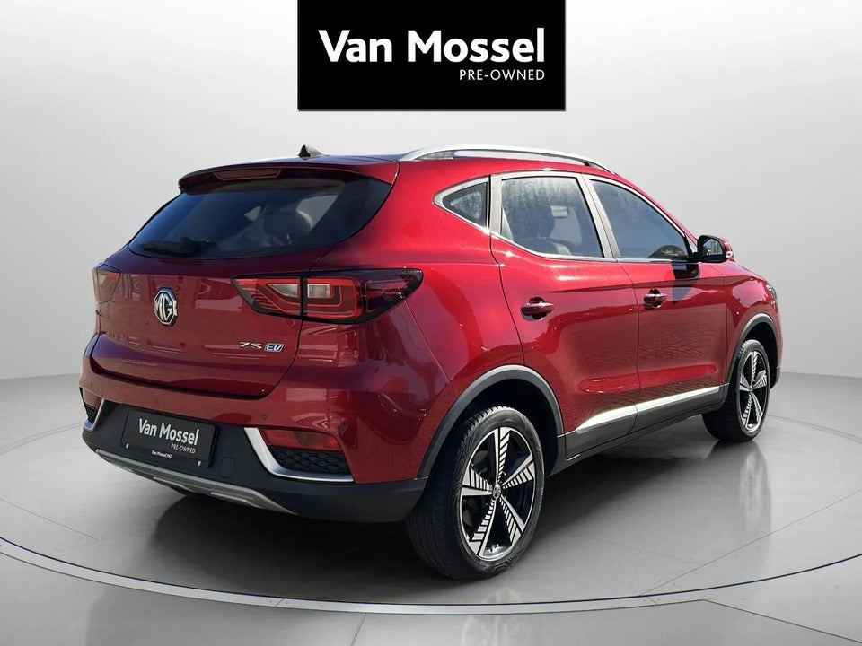 MG ZS EV Luxury 5d