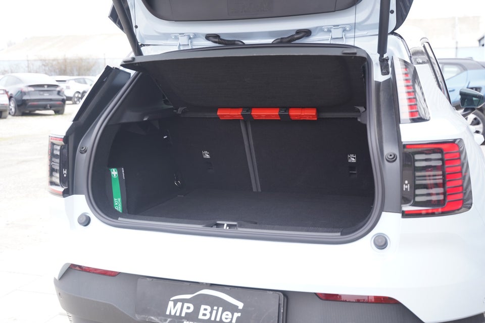 Volvo EX30 Extended Range Ultra 5d