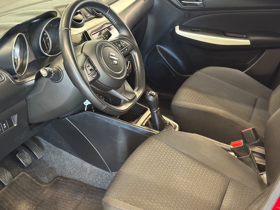 Suzuki Swift 1,2 mHybrid Action 5d